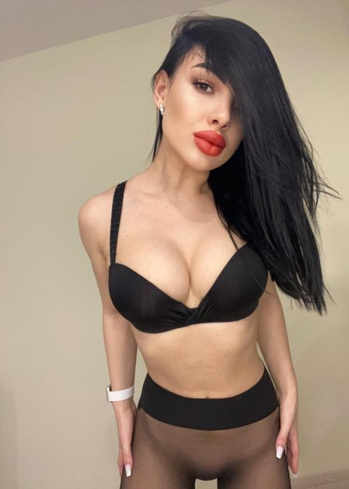 Индивидуалка Кристина фото № 2 в городе Пестово