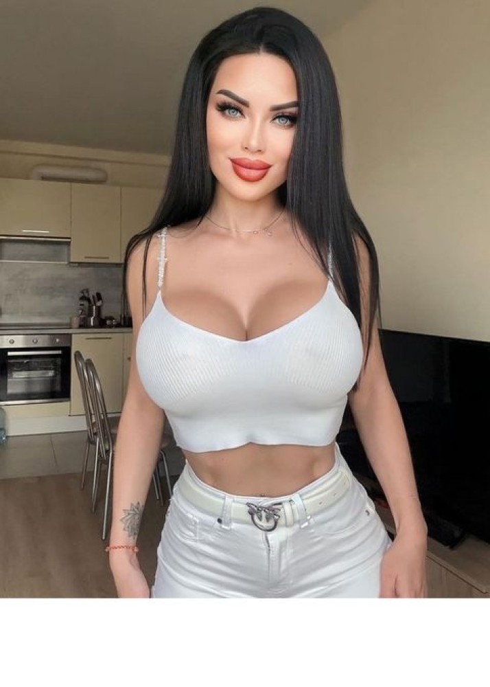 Индивидуалка Карина фото № 2 в городе Пестово